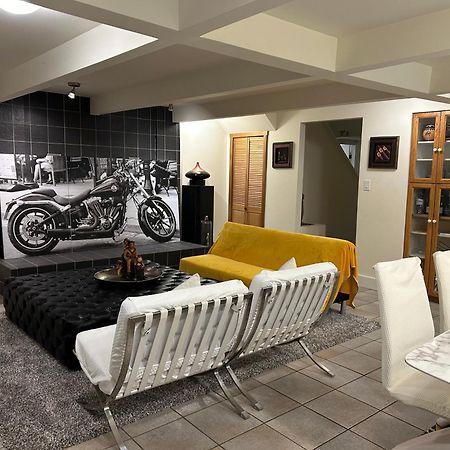 Seymour Private Bedroom, Ensuite Bathroom With Shared Pool, Hot Tub With Views North Vancouver Exterior photo