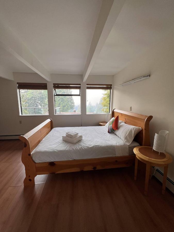 Seymour Private Bedroom, Ensuite Bathroom With Shared Pool, Hot Tub With Views North Vancouver Exterior photo
