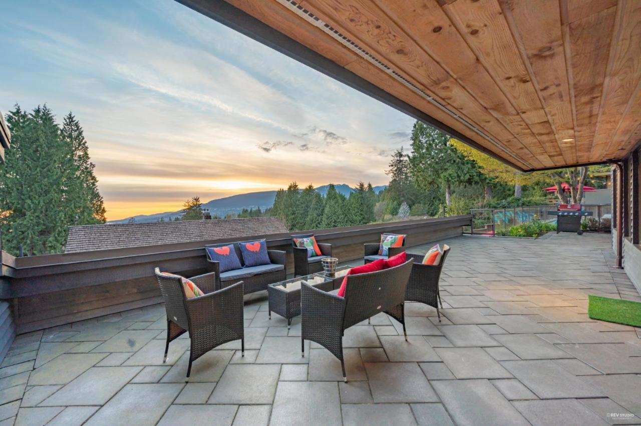 Seymour Private Bedroom, Ensuite Bathroom With Shared Pool, Hot Tub With Views North Vancouver Exterior photo