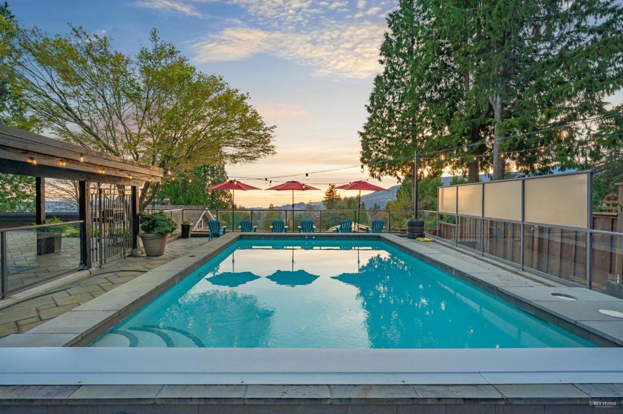 Seymour Private Bedroom, Ensuite Bathroom With Shared Pool, Hot Tub With Views North Vancouver Exterior photo