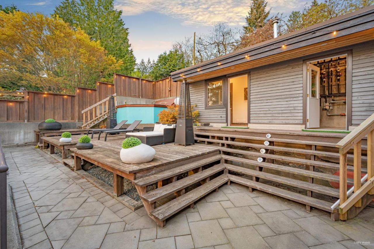 Seymour Private Bedroom, Ensuite Bathroom With Shared Pool, Hot Tub With Views North Vancouver Exterior photo