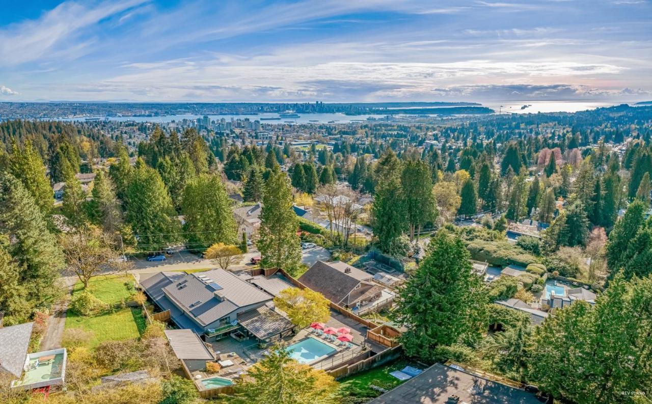 Seymour Private Bedroom, Ensuite Bathroom With Shared Pool, Hot Tub With Views North Vancouver Exterior photo