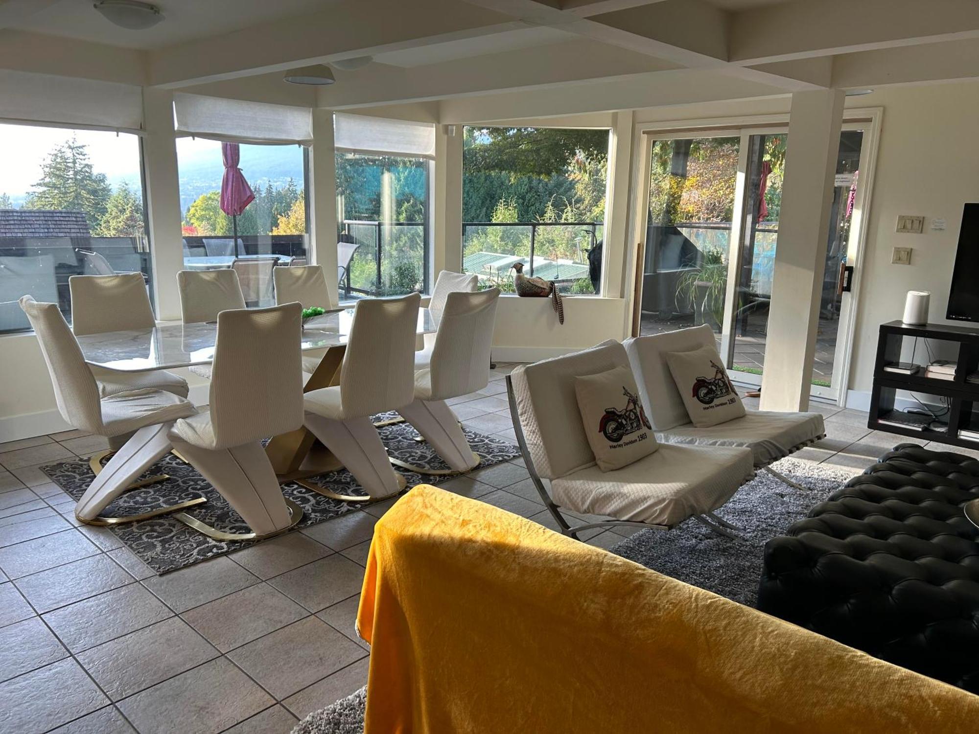 Seymour Private Bedroom, Ensuite Bathroom With Shared Pool, Hot Tub With Views North Vancouver Exterior photo