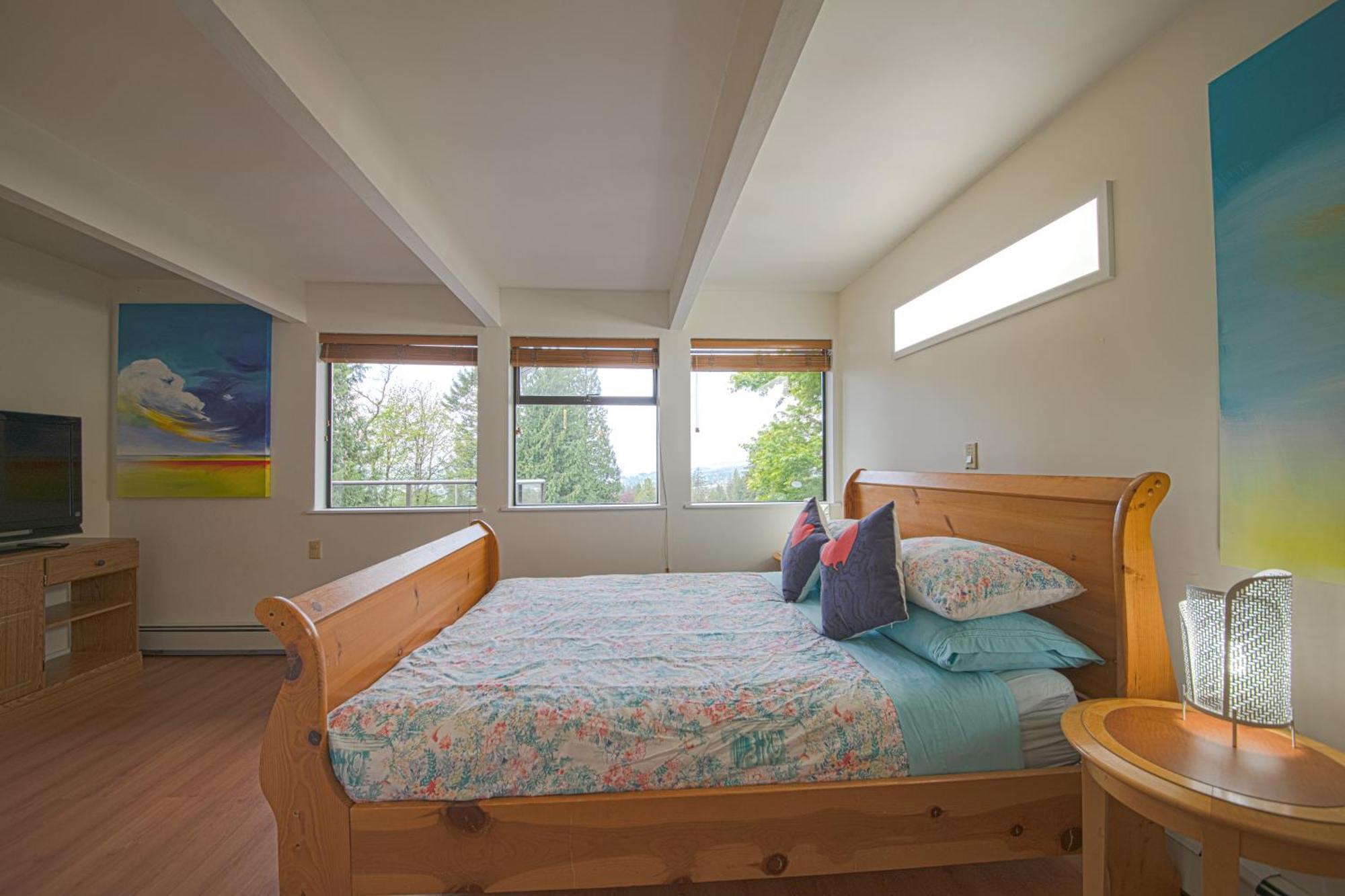 Seymour Private Bedroom, Ensuite Bathroom With Shared Pool, Hot Tub With Views North Vancouver Exterior photo
